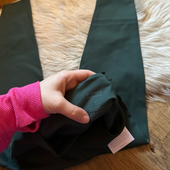 GIRLFRIEND COLLECTIVE High-Rise Compression 7/8 Leggings In Moss Green - Picture 7 of 8